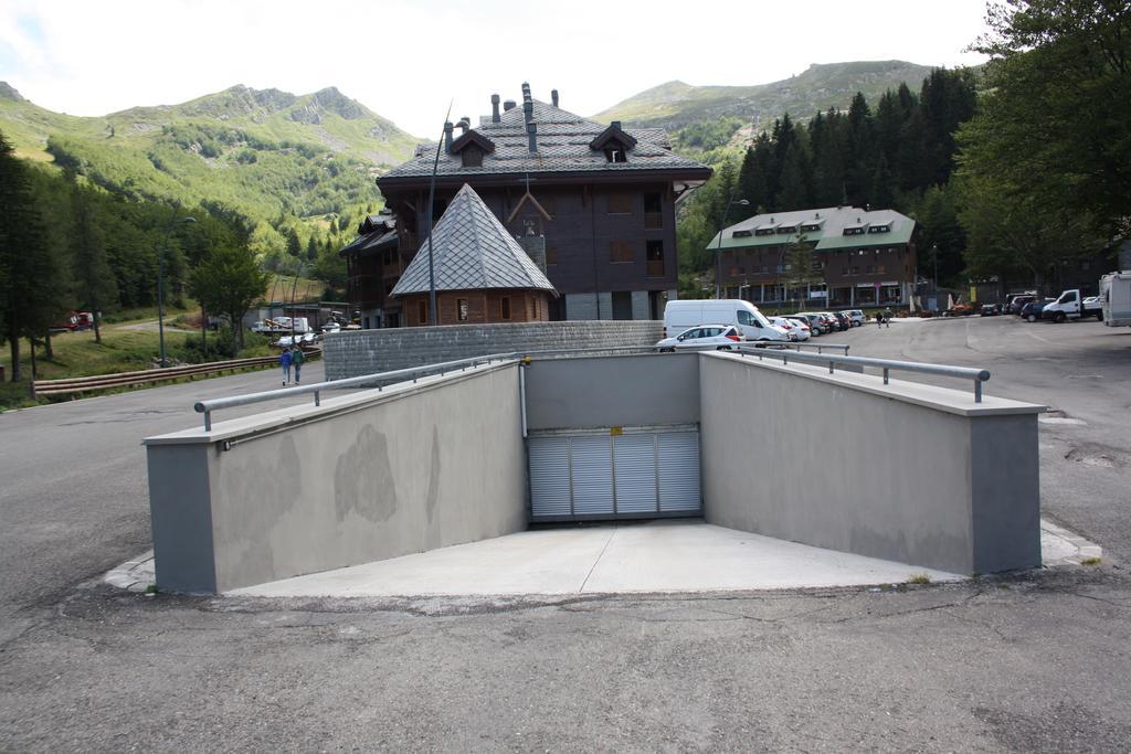 Il Cervo Bianco Aparthotel Abetone Exterior foto